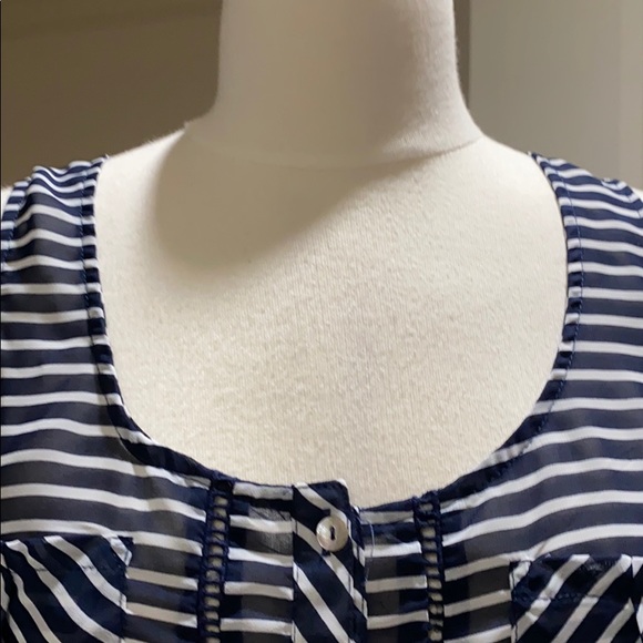 Sheer summer top - Picture 5 of 8